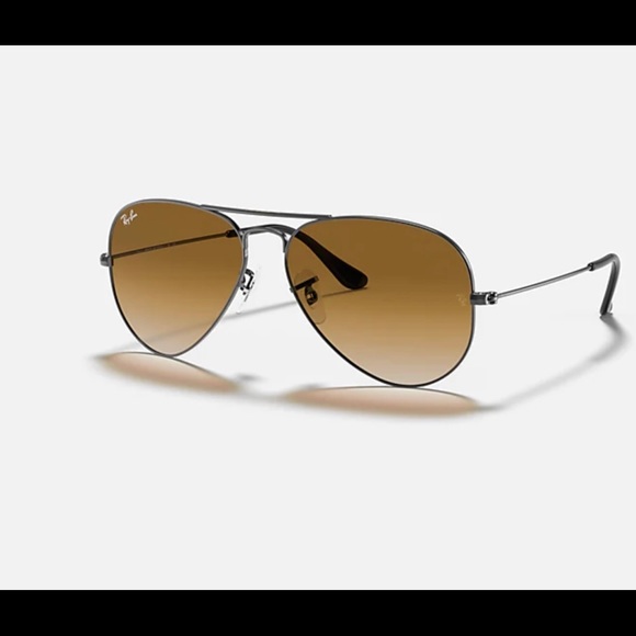 Ray-Ban Other - Unisex Ray ban gradient sunglasses. 58-135